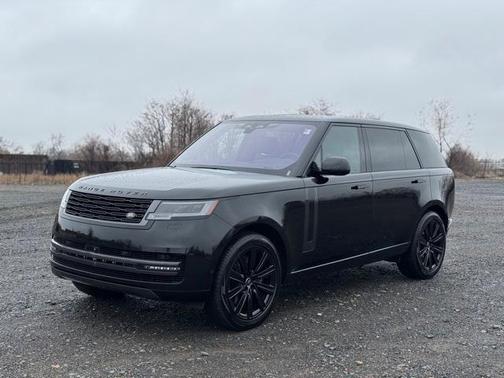 2023 Land Rover Range Rover P530 SE