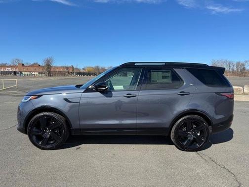 2025 Land Rover Discovery P360 Dynamic SE