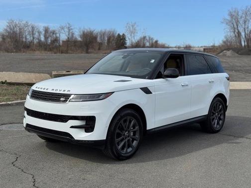 2025 Land Rover Range Rover Sport P360 SE