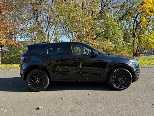 2024 Land Rover Range Rover Evoque Dynamic SE