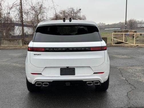 2025 Land Rover Range Rover Sport P530 Dynamic SE