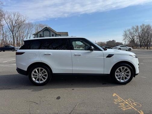 2025 Land Rover Range Rover Sport P360 S