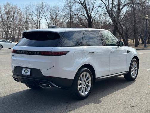 2025 Land Rover Range Rover Sport P360 S