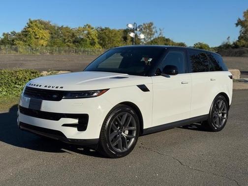 2024 Land Rover Range Rover Sport SE