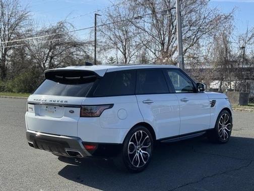 2022 Land Rover Range Rover Sport HSE Silver Edition