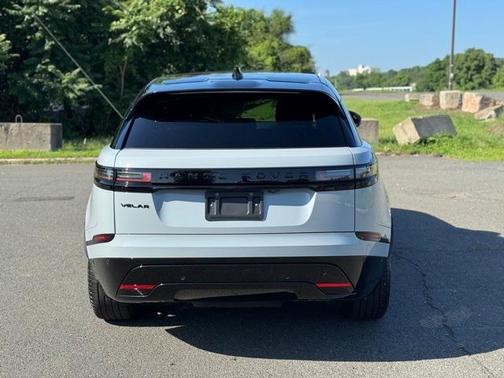 2025 Land Rover Range Rover Velar P400 Dynamic SE