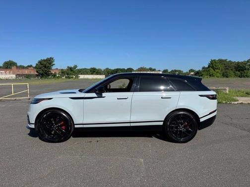 2025 Land Rover Range Rover Velar P400 Dynamic SE