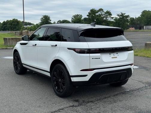 2025 Land Rover Range Rover Evoque Core S