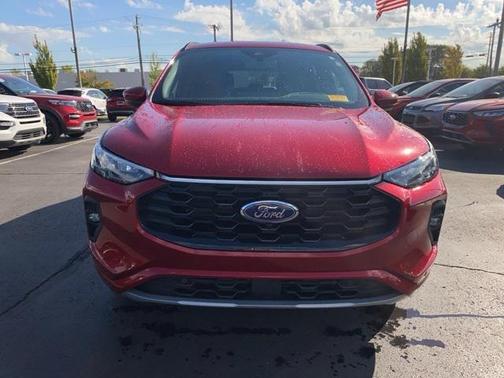 2024 Ford Escape ST-Line Elite