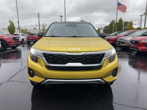 2023 Kia Seltos S