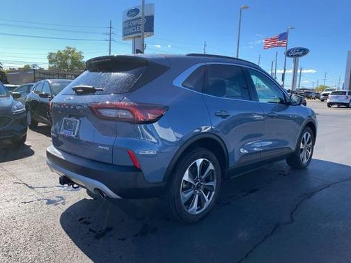 2023 Ford Escape Platinum