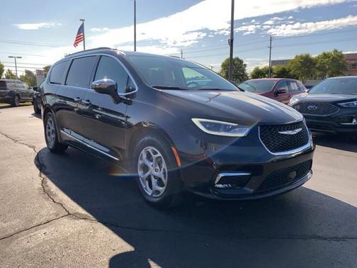 2023 Chrysler Pacifica Limited