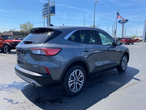2022 Ford Escape SEL