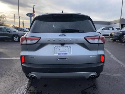 2022 Ford Escape SEL