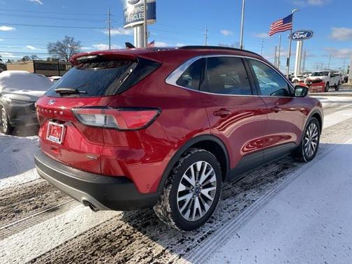 2020 Ford Escape Titanium