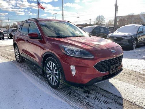 2020 Ford Escape Titanium