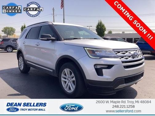 Photo 3 of 7 of 2019 Ford Explorer XLT