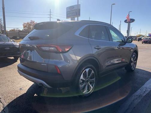 2024 Ford Escape Platinum