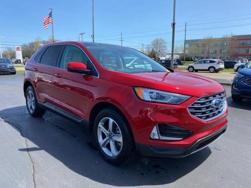 2022 Ford Edge SEL