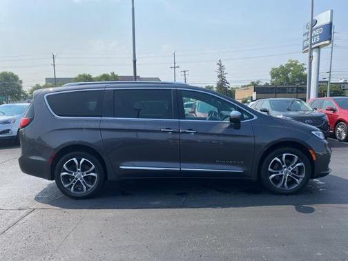 2021 Chrysler Pacifica L