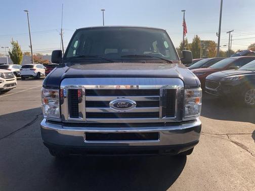 2013 Ford E350 Super Duty XLT