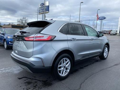 2023 Ford Edge SEL
