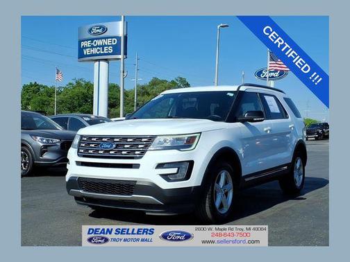 Oxford White 2017 Ford Explorer XLT