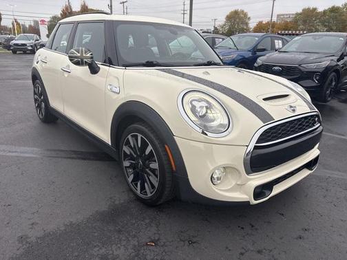 2017 MINI Hardtop Cooper S