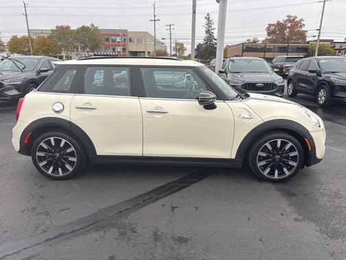 2017 MINI Hardtop Cooper S