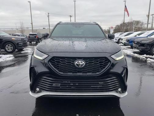 2022 Toyota Highlander XSE