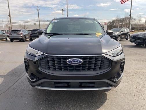 Agate Black Metallic 2023 Ford Escape Active