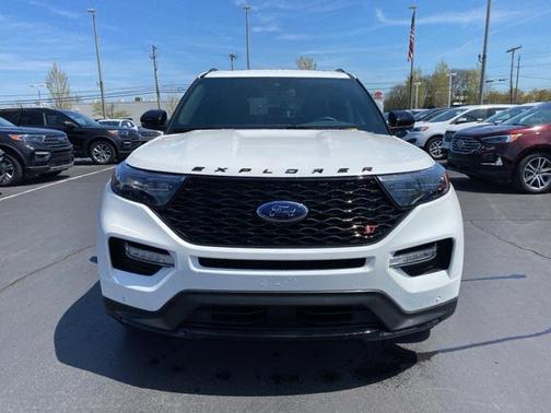 2022 Ford Explorer ST