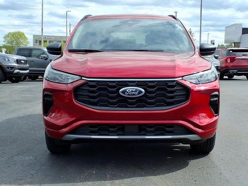 Rapid Red Metallic Tinted Clearcoat 2024 Ford Escape ST-Line