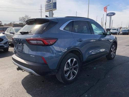 2024 Ford Escape Platinum