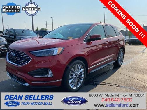 2022 Ford Edge Titanium