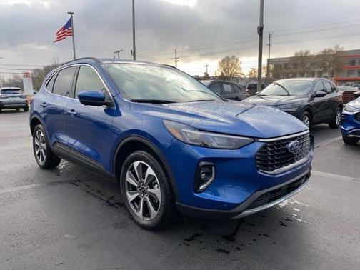 2023 Ford Escape Platinum