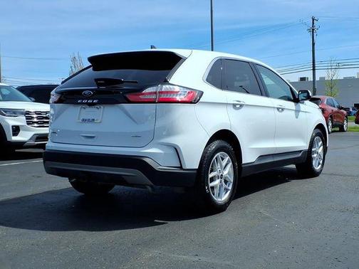 Oxford White 2024 Ford Edge SEL