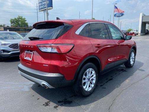 2022 Ford Escape SE