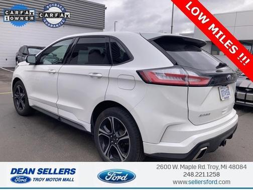 Photo 3 of 6 of 2020 Ford Edge ST