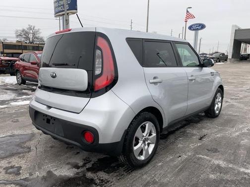 2017 Kia Soul Base