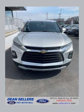 Silver Ice Metallic 2020 Chevrolet Blazer 2LT