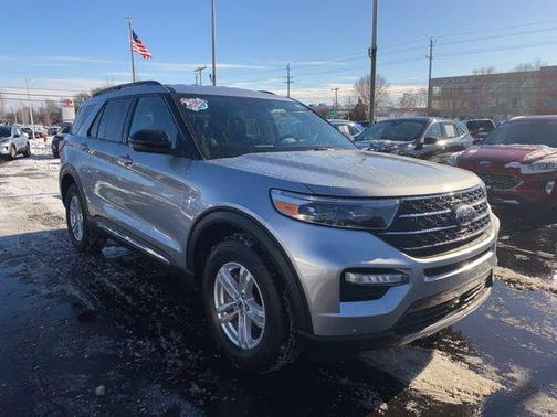 2023 Ford Explorer XLT