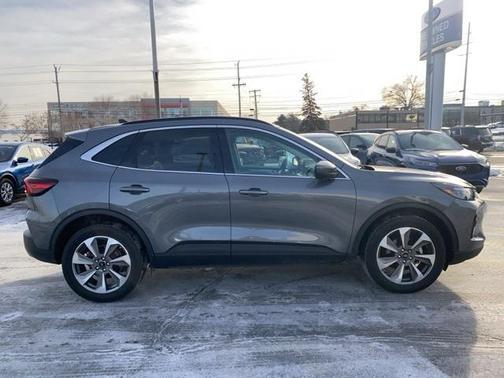 2023 Ford Escape Platinum
