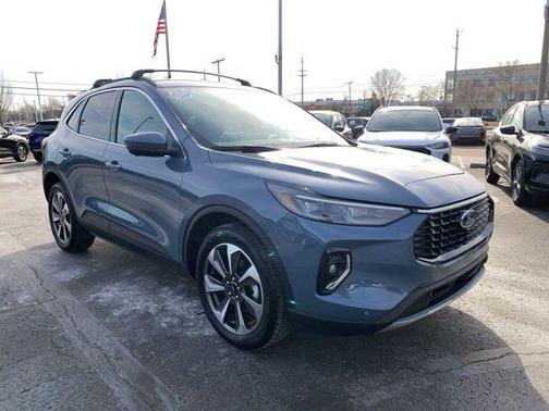 2023 Ford Escape Platinum