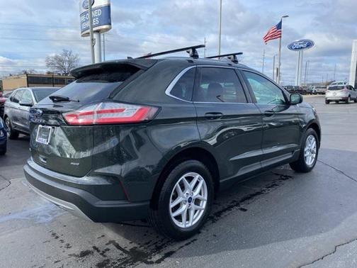 2022 Ford Edge SEL