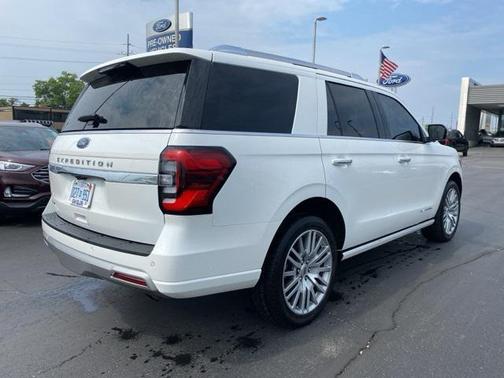 2022 Ford Expedition Platinum