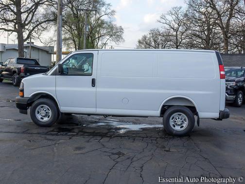 2026 Chevrolet Express 2500 Work Van