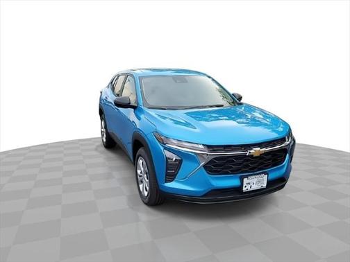 2025 Chevrolet Trax LS