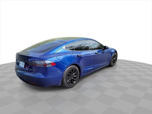 2020 Tesla Model S Long Range