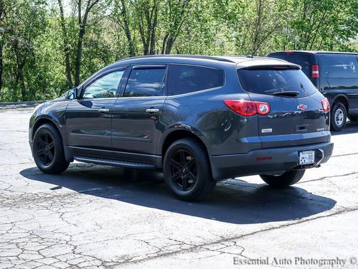Cyber Gray Metallic 2012 Chevrolet Traverse LT
